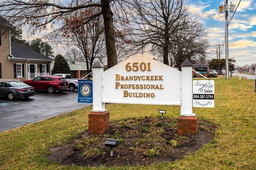 More Photos Of 6501 Mechanicsville Tpke, Mechanicsville Office For Lease