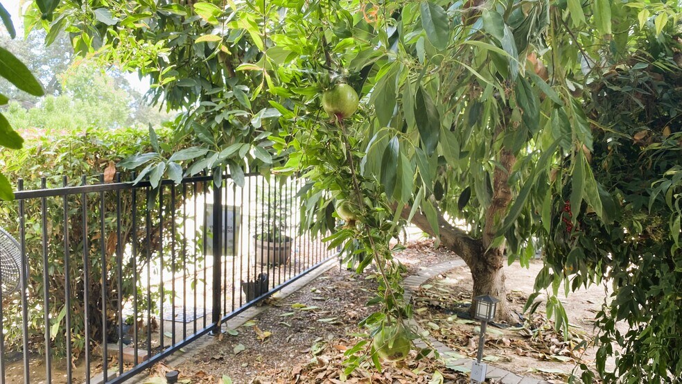 More Photos Of 13201 9th St, Chino Office For Sale