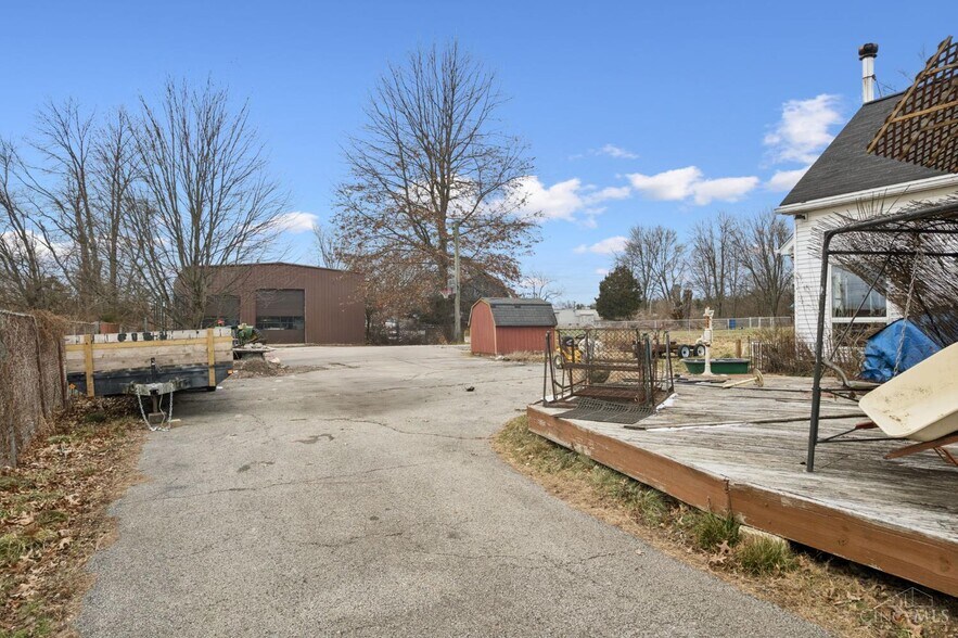 More Photos Of 4047 Mclean Dr, Cincinnati Office For Sale