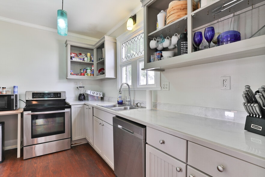 More Photos Of 40 Abbott St, Saint Augustine Flex For Sale