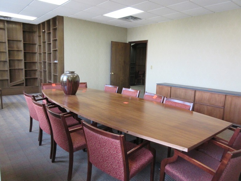 More Photos Of 151 S Rose St, Kalamazoo Medical For Sale