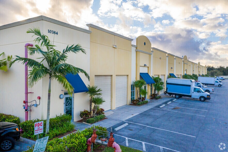 Primary Photo Of 10380 W State Road 84, Davie Showroom For Lease