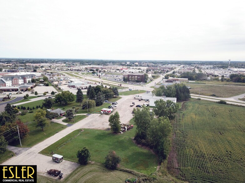 More Photos Of 1701-1703 N Casaloma Dr, Appleton Land For Sale