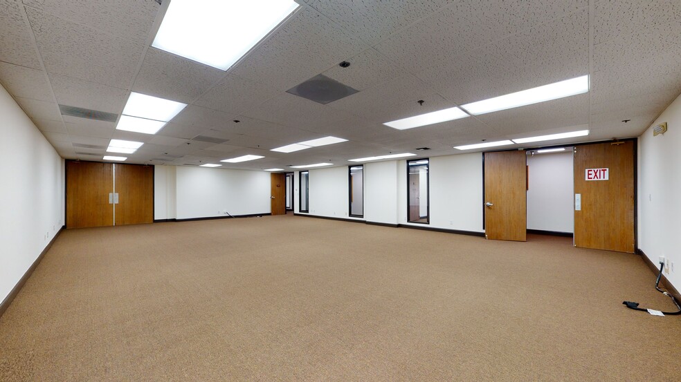 More Photos Of 2580 W 237th St, Torrance Industrial For Sale
