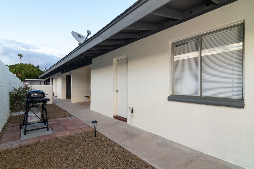 More Photos Of 528 W La Jolla Dr, Tempe Apartments For Sale