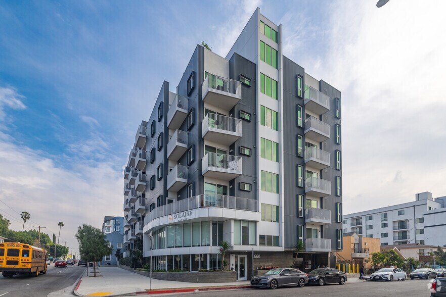 Primary Photo Of 660 N Oxford Ave, Los Angeles Apartments For Sale