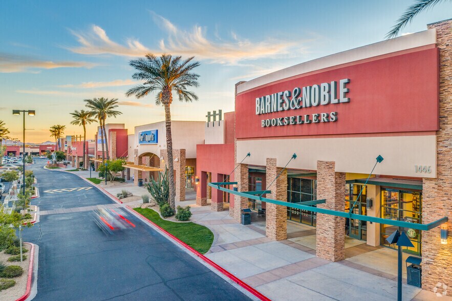 More Photos Of 1380-1474 N Litchfield Rd, Goodyear Unknown For Lease