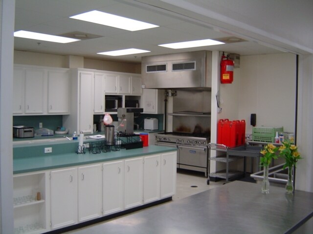 More Photos Of 8101 Senate St, Houston Religious Facility For Lease