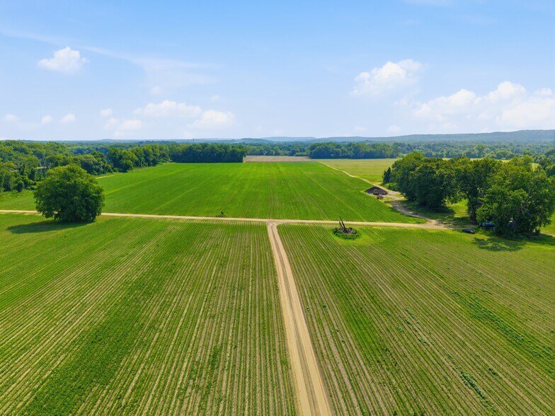 More Photos Of 0 Meadow Road, Glastonbury Land For Sale