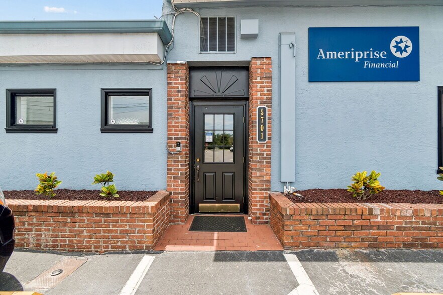 More Photos Of 5701 Main St, New Port Richey Medical For Sale
