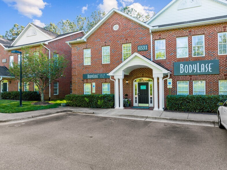 Primary Photo Of 6531 Creedmoor Rd, Raleigh Office For Sale