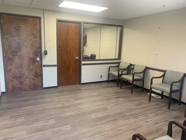 More Photos Of 1135 14th Ave S, Birmingham Office For Sale
