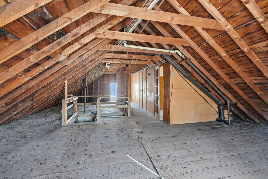 More Photos Of 389 Maple St, Saint Paul Apartments For Sale