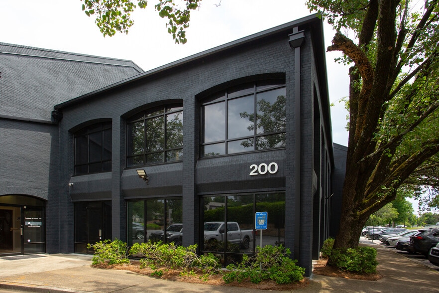 More Photos Of 1950 N Park Pl, Atlanta Office For Sale