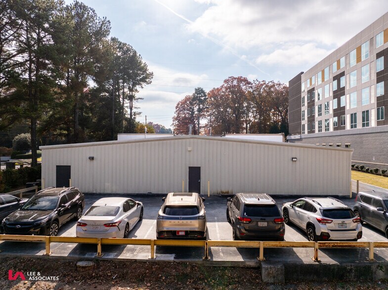 More Photos Of 2774 N Decatur Rd, Decatur Medical For Sale