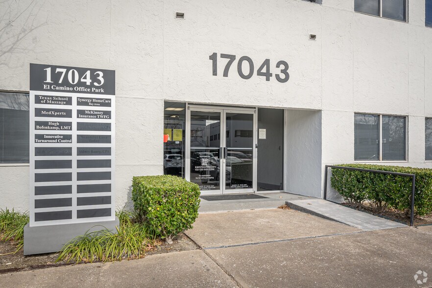 More Photos Of 17043 El Camino Real, Houston Unknown For Lease