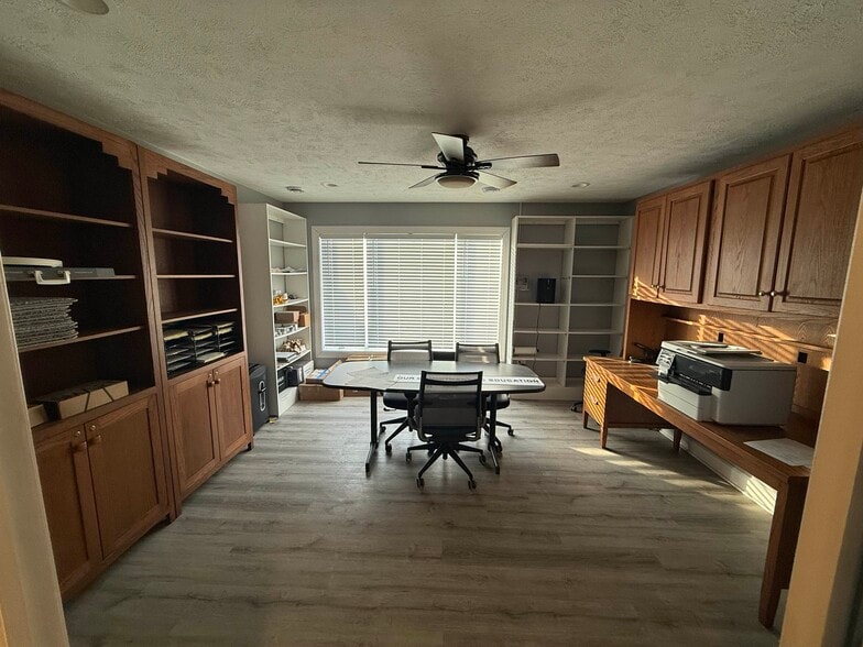 More Photos Of 302 S Birkey St, Bremen Industrial For Sale