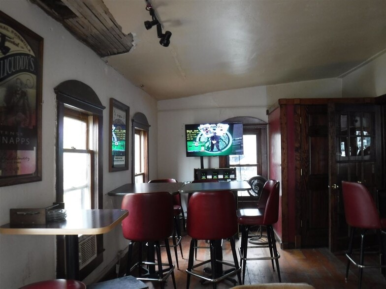 More Photos Of 210 S Water St, Stoughton Bar For Lease