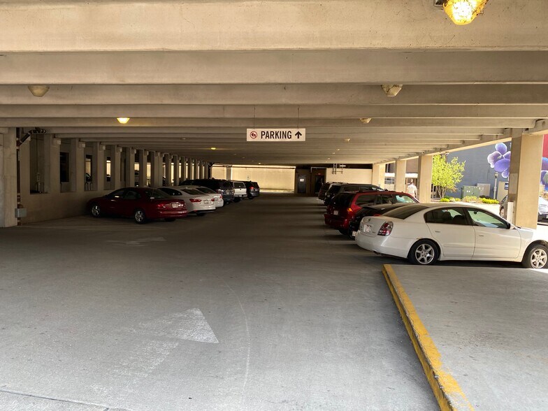 More Photos Of 100-101 E Milwaukee St, Janesville Office For Lease