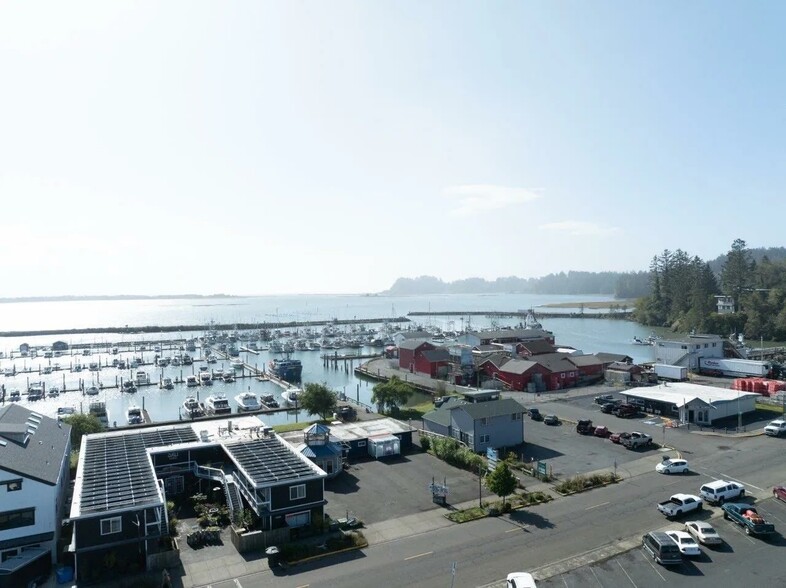 More Photos Of 147 Howerton Ave, Ilwaco Hotel For Sale