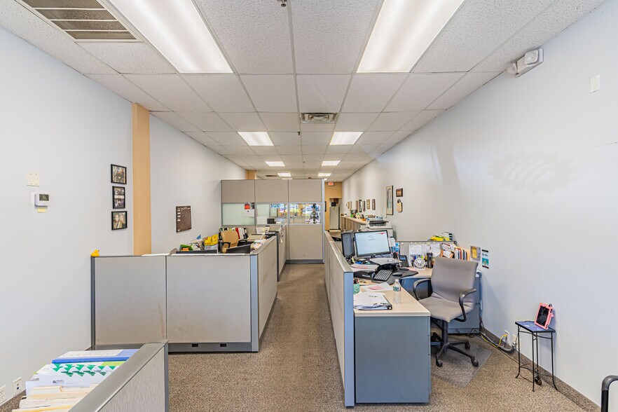 More Photos Of 1003-1031 McBride Ave, Woodland Park Medical For Lease