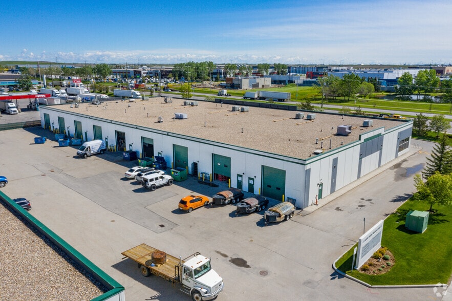 More Photos Of 5200 64th Ave SE, Calgary Warehouse For Lease