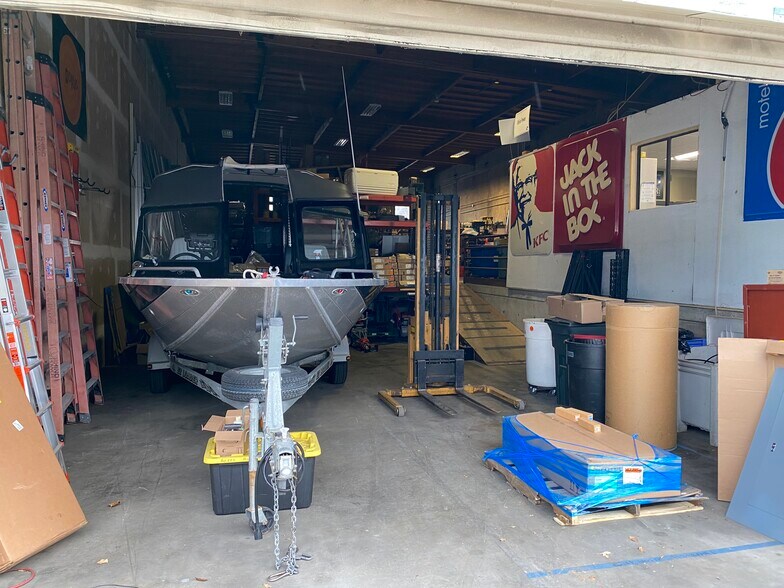 More Photos Of 1980-1982 Stone Ave, San Jose Manufacturing For Sale