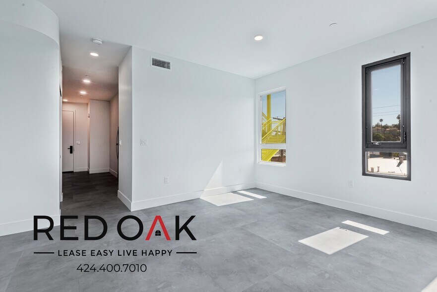 More Photos Of 3450 W 43rd St, Los Angeles Apartments For Lease