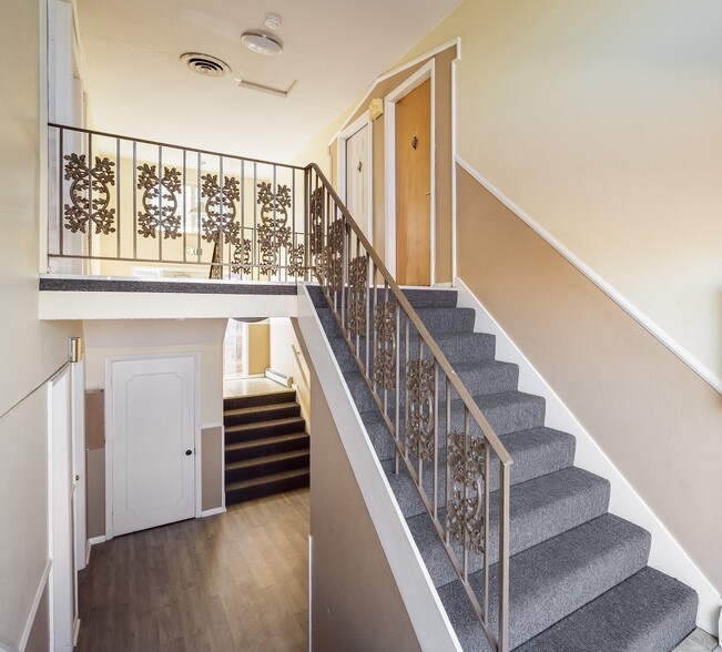 More Photos Of 1391 Lima St, Aurora Apartments For Sale