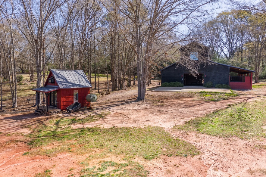 More Photos Of 685 N McDonough Rd, Griffin Land For Sale