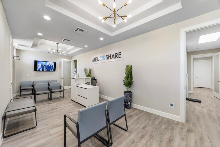 More Photos Of 3129 Kingsley Dr, Pearland Medical For Lease