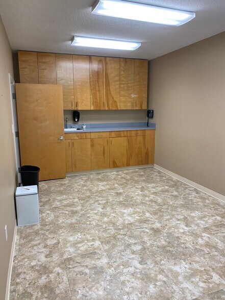 More Photos Of 1018 Lee Ann Dr, Concord Office For Sale