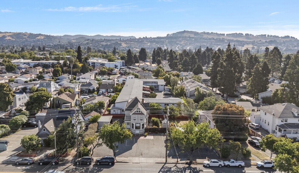 More Photos Of 2242 Washington Ave, San Leandro Office Residential For Sale