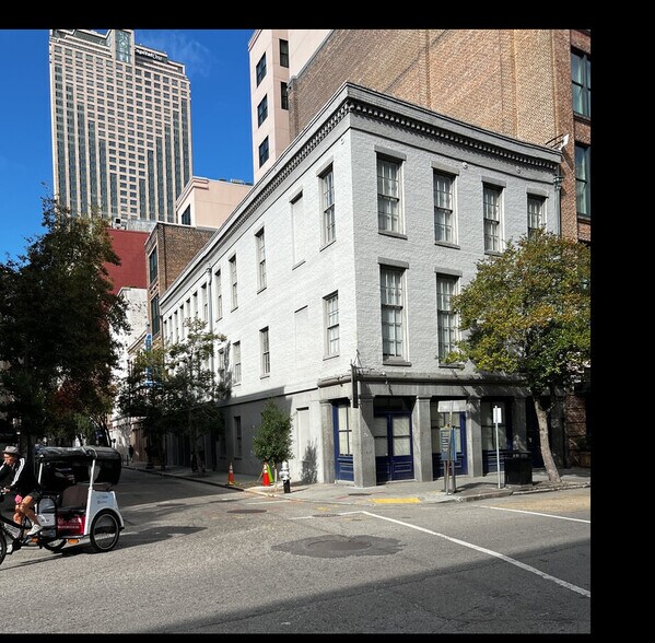 Primary Photo Of 223 Magazine, New Orleans Office For Sale