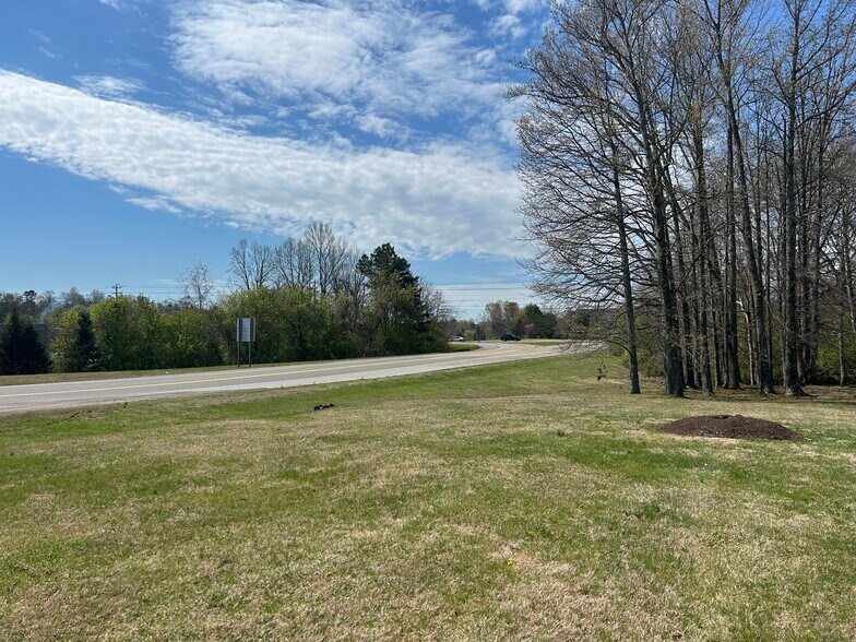 More Photos Of 1619 Schaeffer Rd, Knoxville Office For Lease