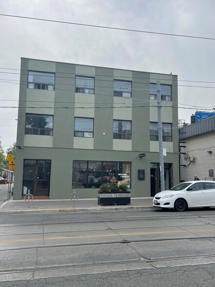 Primary Photo Of 428 Ossington Av, Toronto Storefront Retail Residential For Lease