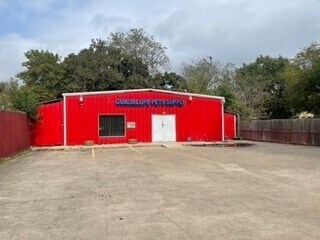 Primary Photo Of 1111 E Shady Grove Rd, Irving Freestanding For Sale