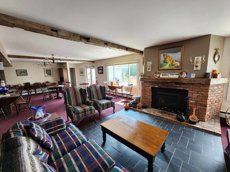 More Photos Of 401 Vt Route 100, West Dover Hotel For Sale