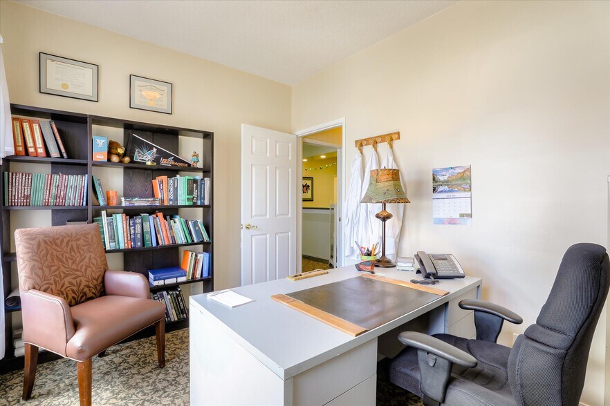 More Photos Of 560 E Saint John St, San Jose Medical For Sale