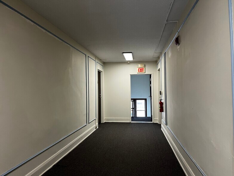More Photos Of 1709 Shields Ave, Saint Paul Apartments For Sale