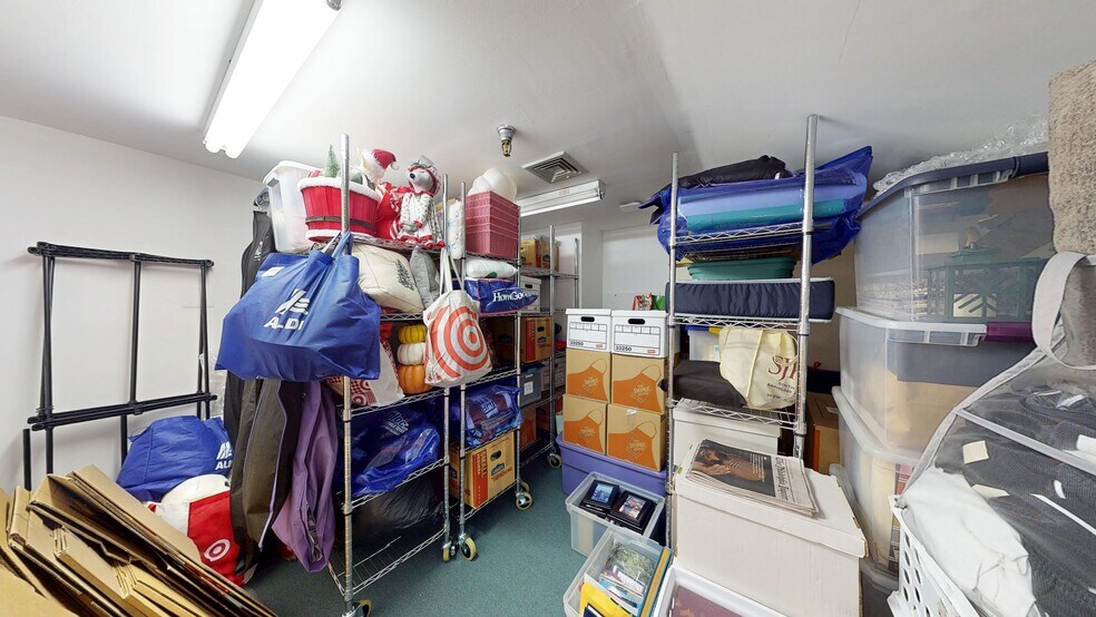 More Photos Of 172 Tuckerton Rd, Medford Office For Sale