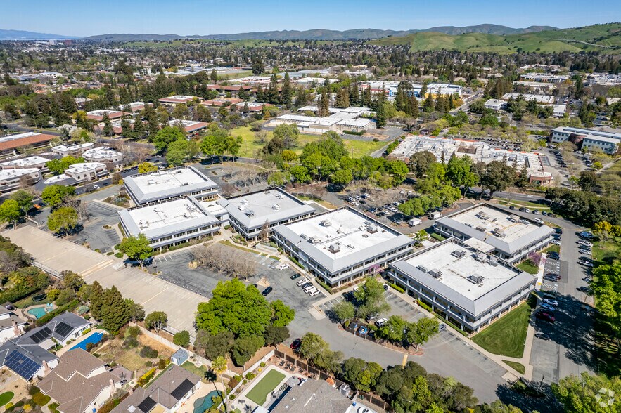 More Photos Of 215 Lennon Ln, Walnut Creek Medical For Sale