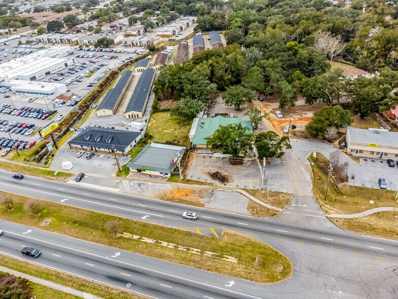 More Photos Of 131 New Warrington Rd, Pensacola Restaurant For Sale