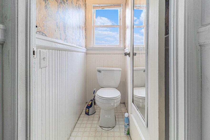 More Photos Of 2307-2311 Harrison St, Oakland Apartments For Sale