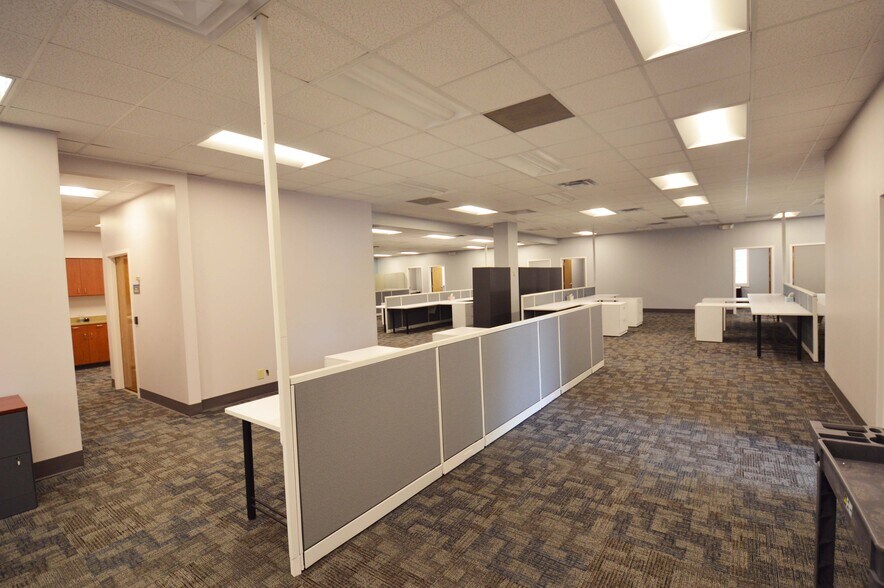 More Photos Of 119 Brookstown Ave, Winston-Salem Office For Lease