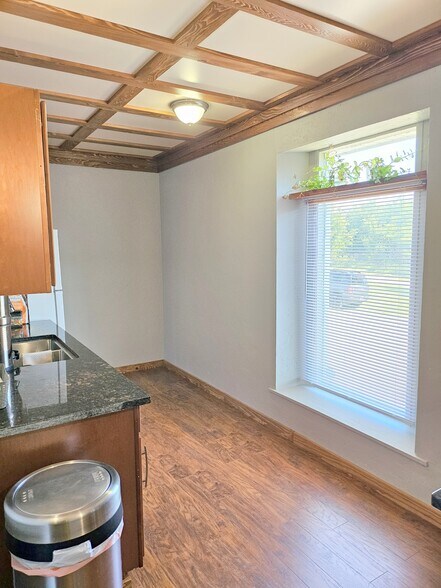 More Photos Of 662 New Castle Rd, Butler Office For Sale