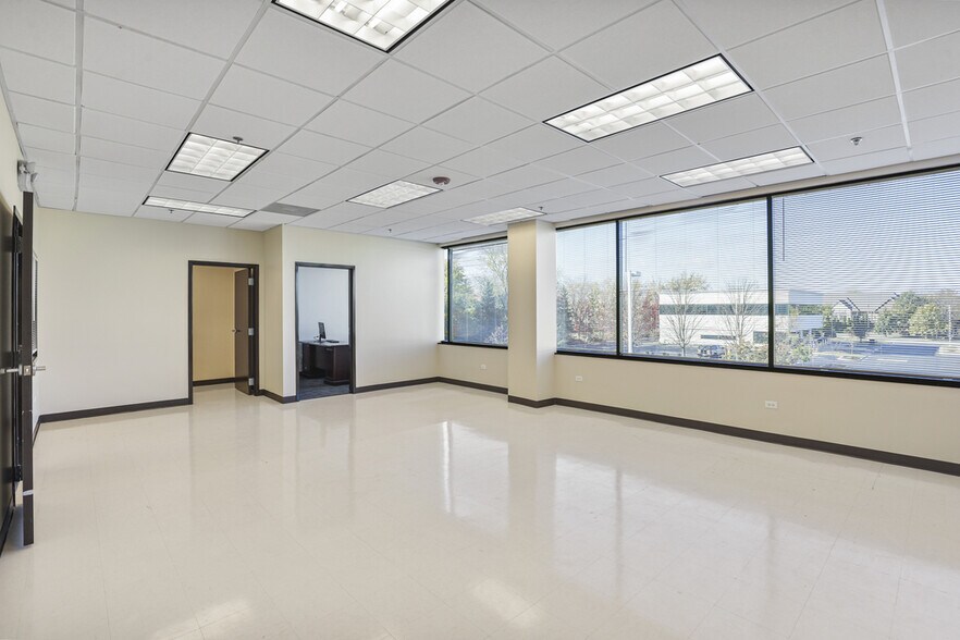 More Photos Of 14489 John Humphrey Dr, Orland Park Medical For Sale