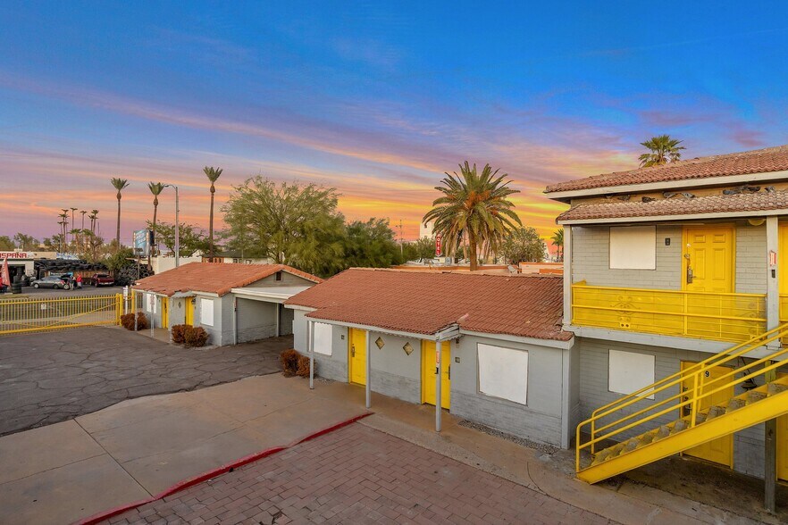 More Photos Of 1945 W Van Buren, Phoenix Hotel For Sale