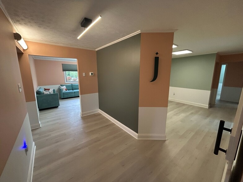 More Photos Of 4466 Morse Rd, Columbus Loft Creative Space For Sale