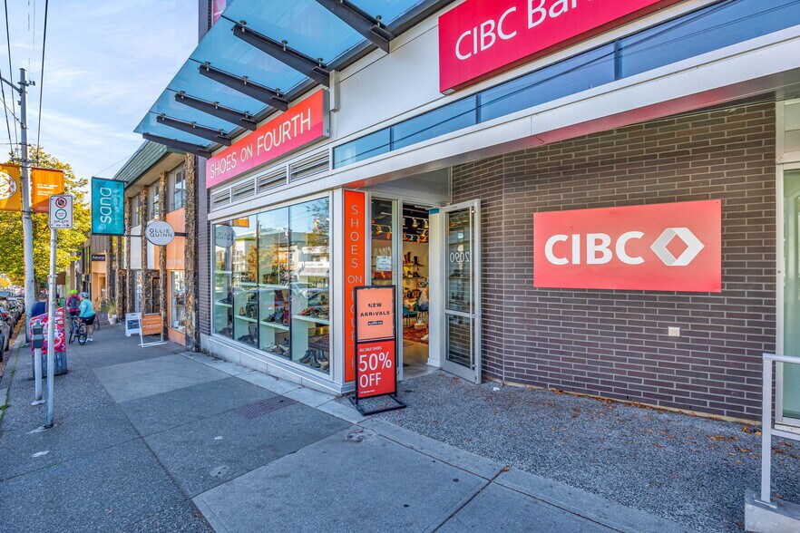 More Photos Of 2020 Arbutus St, Vancouver Storefront For Sale